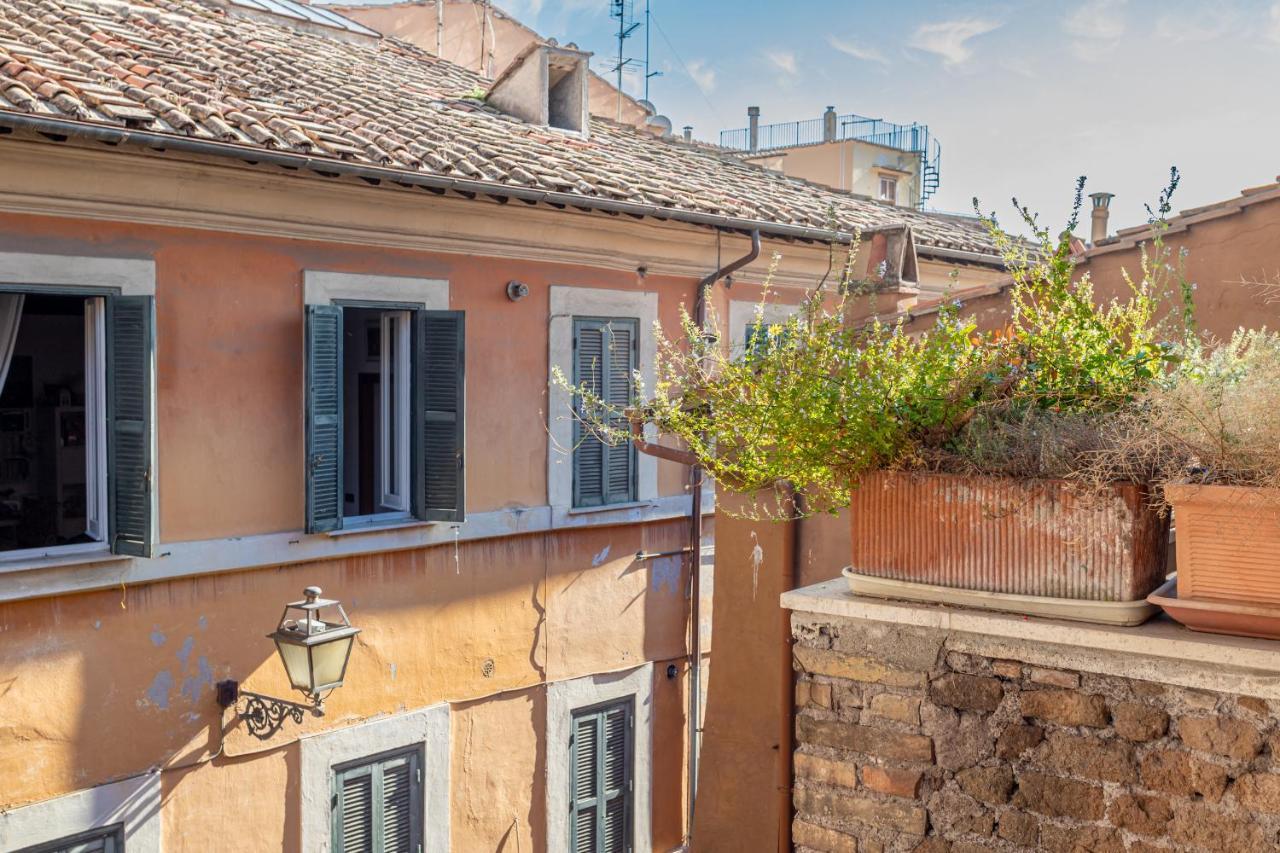 Emma - Lovely Suite In Trastevere Рим Экстерьер фото